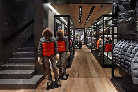 moncler factory outlet france
